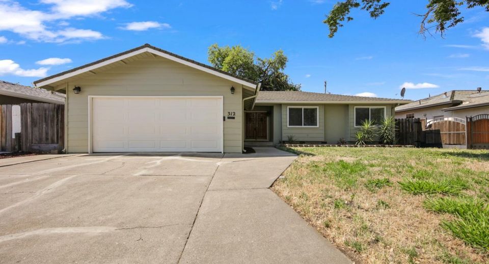 312 Goya Dr, Stockton, CA 95207 Photo