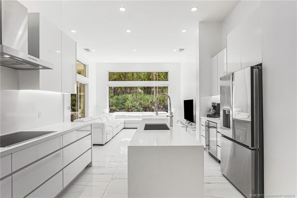 623 SW Lake Charles Circle , Port Saint Lucie, FL 34986 Photo