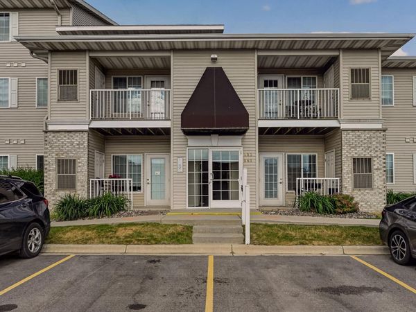 861 37th Avenue NW, Unit A, Rochester, MN 55901