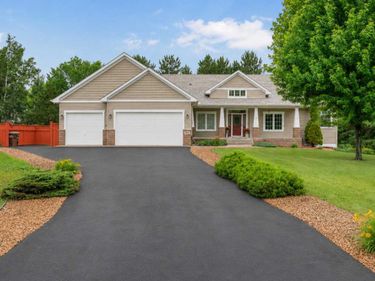 15004 Cherokee Drive N, Rogers, MN 55374