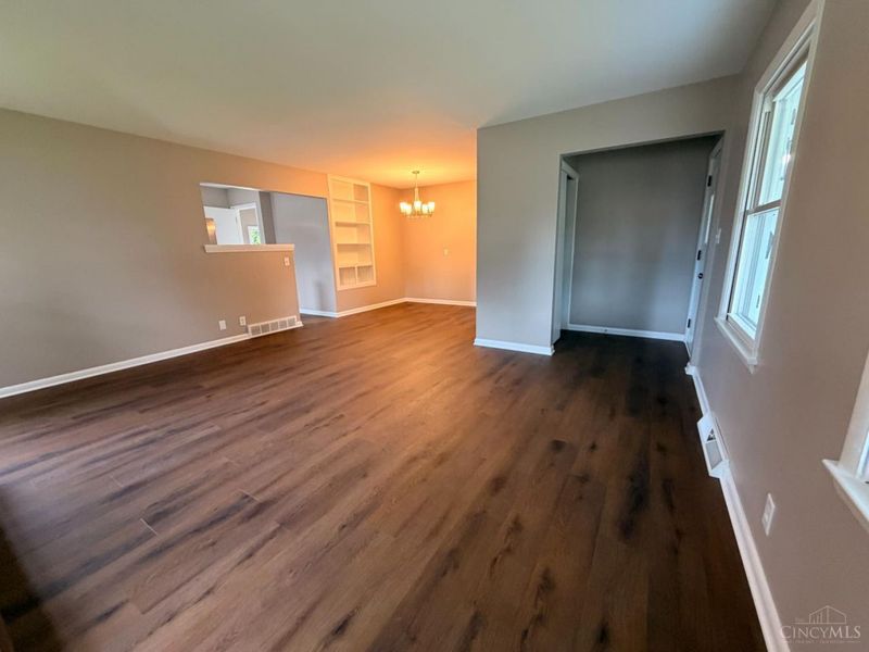 308 Clara Drive, Trenton, OH 45067 Photo 4
