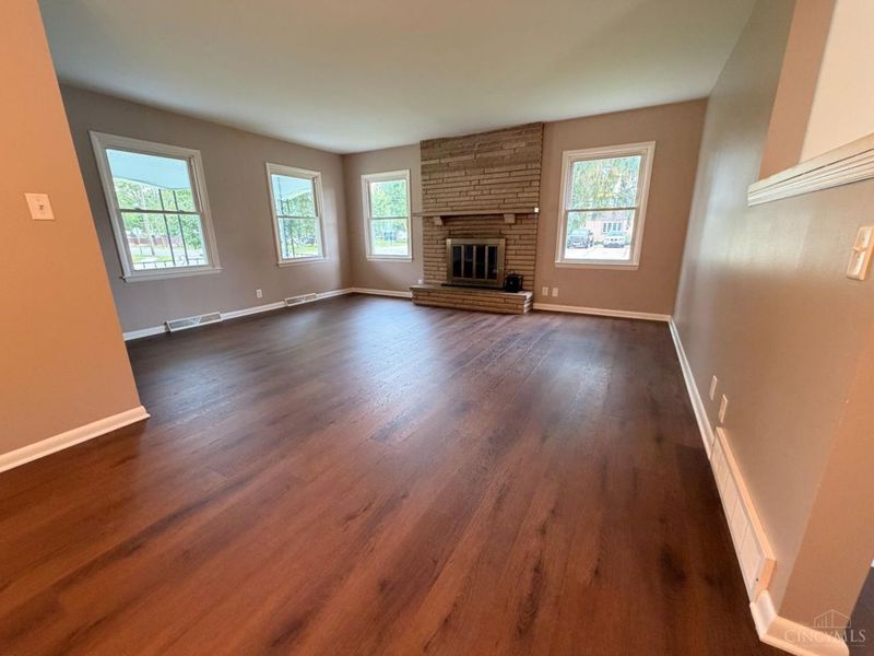 308 Clara Drive, Trenton, OH 45067 Photo 5