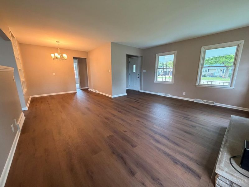 308 Clara Drive, Trenton, OH 45067 Photo 6
