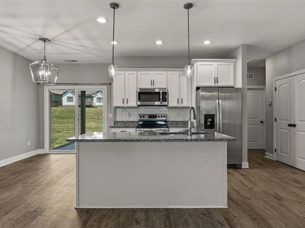1220 Shallowford Street, Bowling Green, KY 42101
