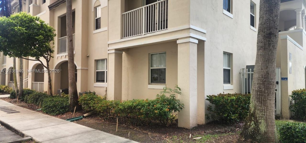11601 NW 89th St , Unit 113, Doral, FL 33178 Photo
