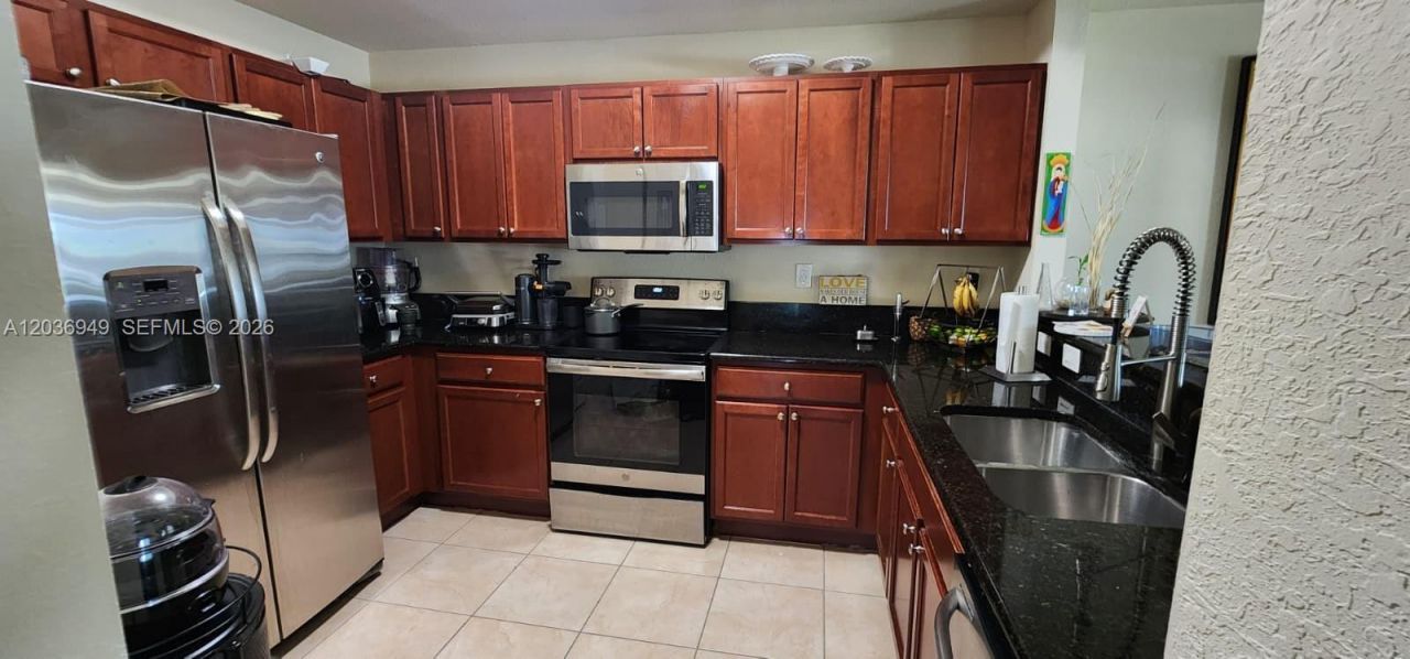 11601 NW 89th St , Unit 113, Doral, FL 33178 Photo
