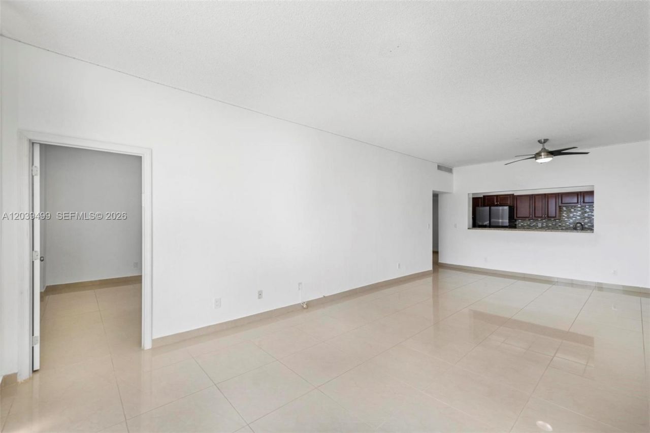 19380 Collins Ave , Unit PH-6, Sunny Isles Beach, FL 33160 Photo