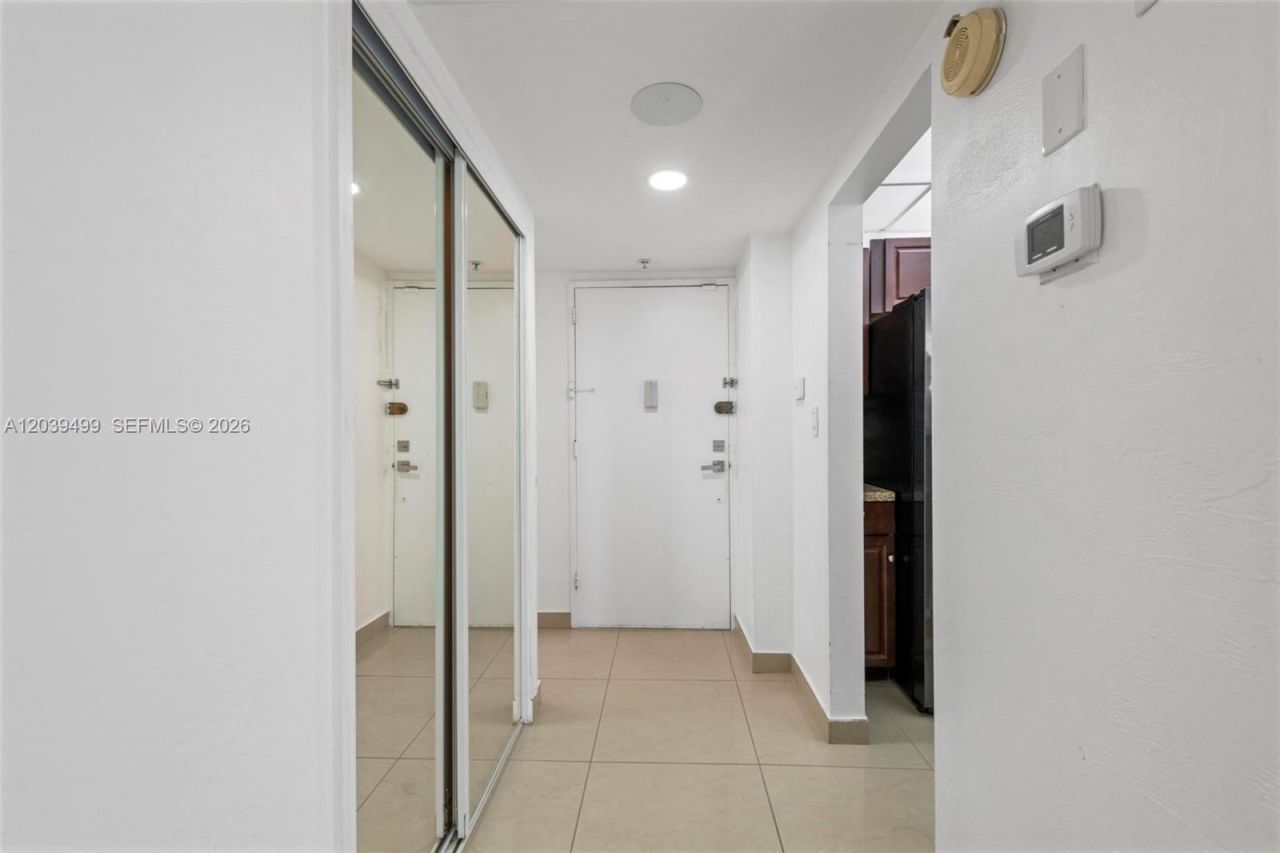 19380 Collins Ave , Unit PH-6, Sunny Isles Beach, FL 33160 Photo