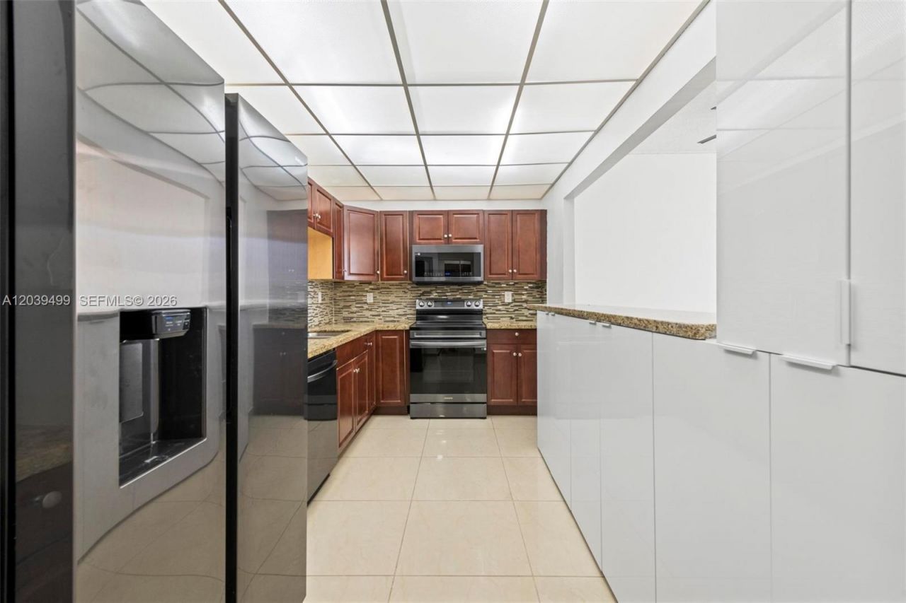 19380 Collins Ave , Unit PH-6, Sunny Isles Beach, FL 33160 Photo