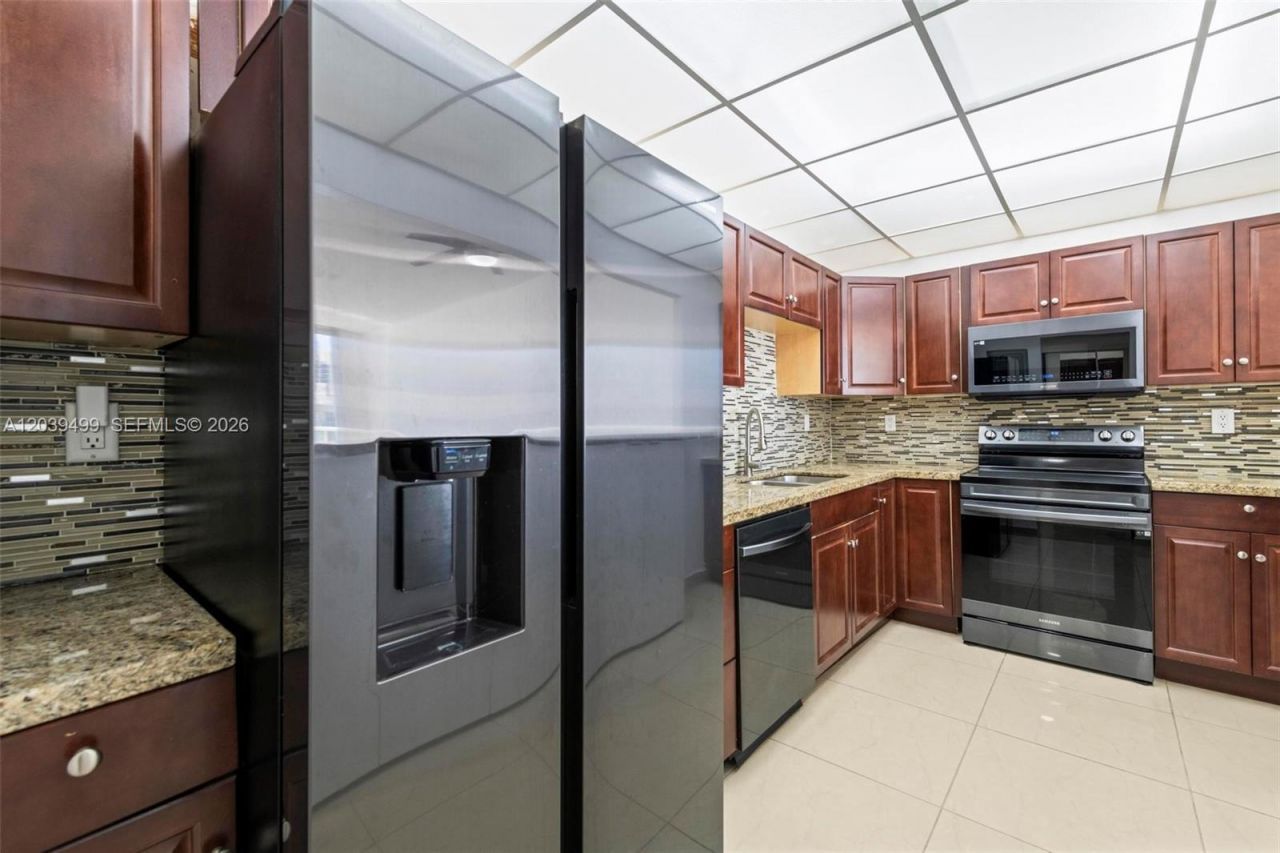 19380 Collins Ave , Unit PH-6, Sunny Isles Beach, FL 33160 Photo