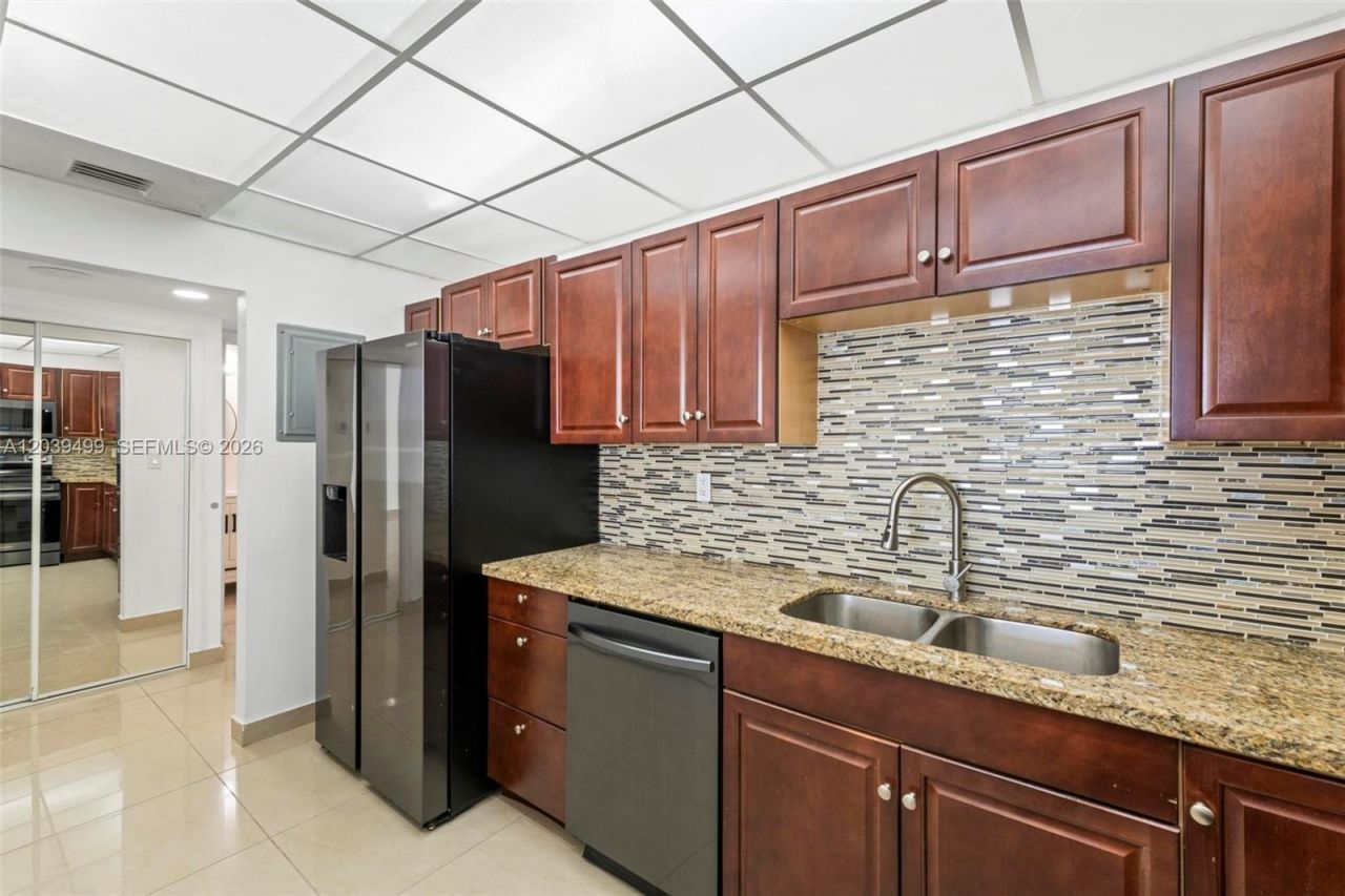 19380 Collins Ave , Unit PH-6, Sunny Isles Beach, FL 33160 Photo