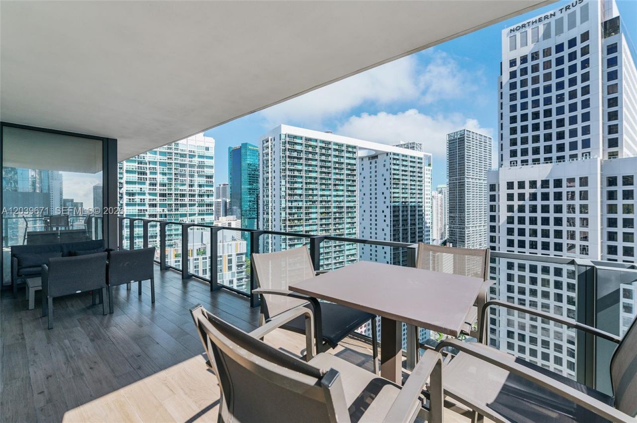 68 SE 6th St , Unit 2601, Miami, FL 33131 Photo