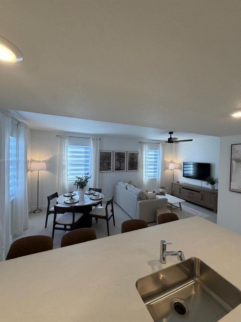 12486 SW 248, Unit 1, Homestead, FL 33032 Photo