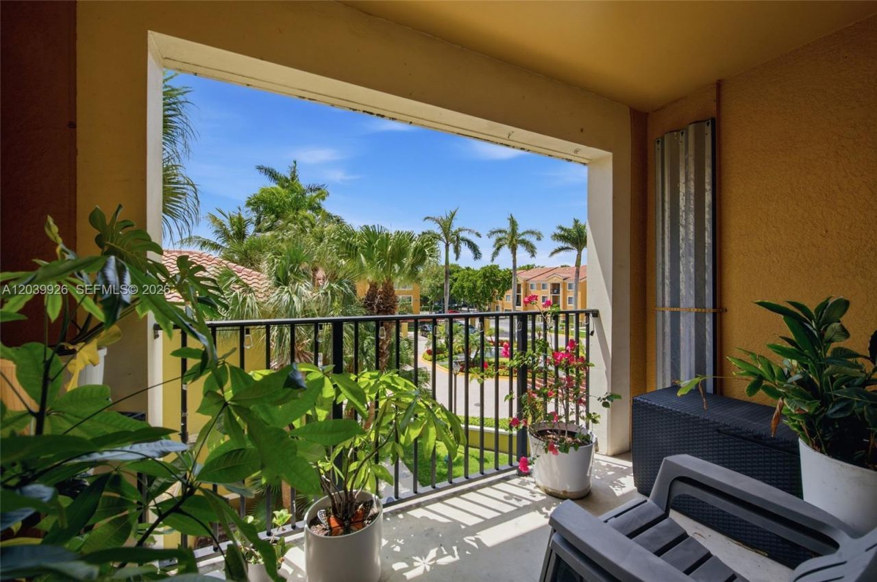 2351 W Preserve Way , Unit 306, Miramar, FL 33025 Photo