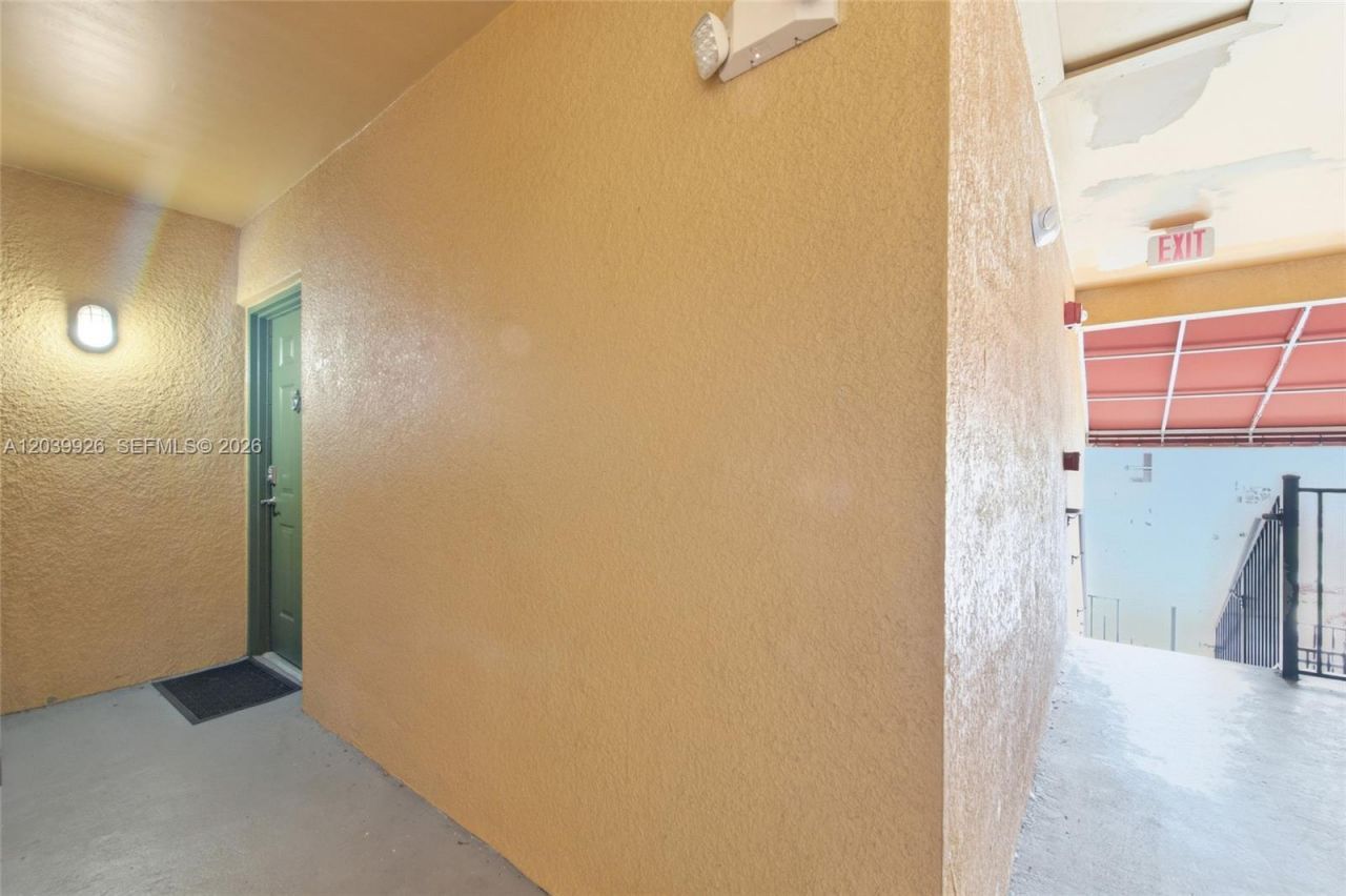 2351 W Preserve Way , Unit 306, Miramar, FL 33025 Photo