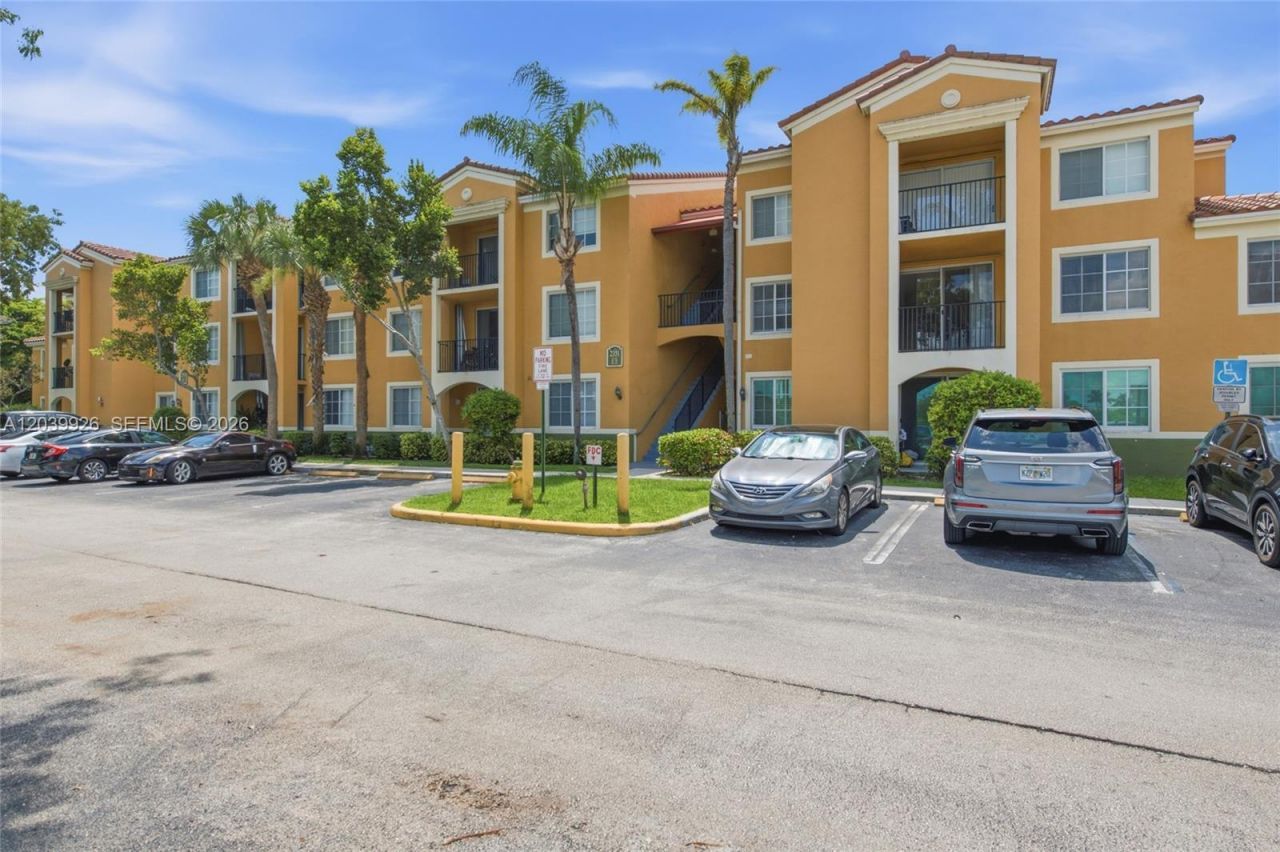 2351 W Preserve Way , Unit 306, Miramar, FL 33025 Photo