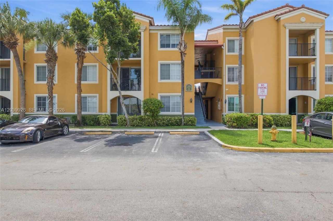 2351 W Preserve Way , Unit 306, Miramar, FL 33025 Photo
