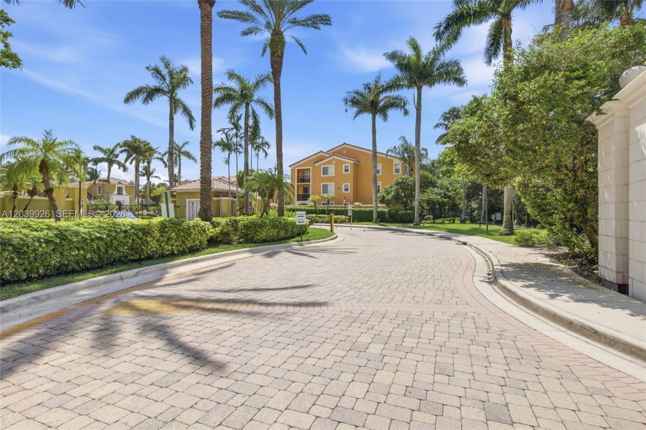 2351 W Preserve Way , Unit 306, Miramar, FL 33025 Photo