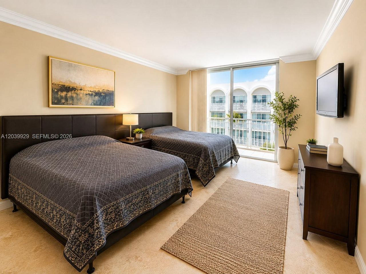 8855 Collins Ave , Unit 6H, Surfside, FL 33154 Photo