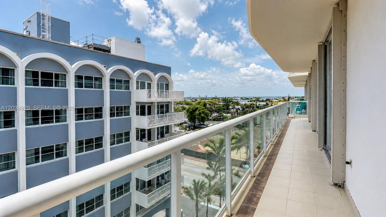 8855 Collins Ave , Unit 6H, Surfside, FL 33154 Photo