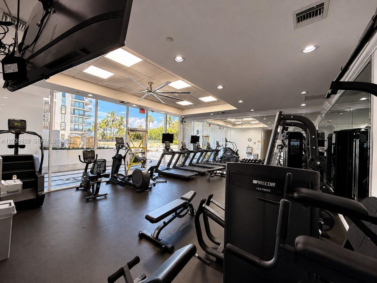 8855 Collins Ave , Unit 6H, Surfside, FL 33154 Photo