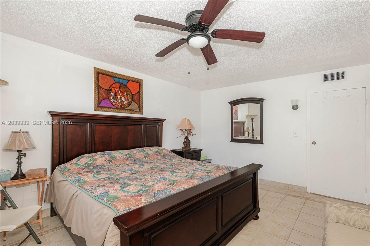 2800 Somerset Dr , Unit 115J, Lauderdale Lakes, FL 33311 Photo