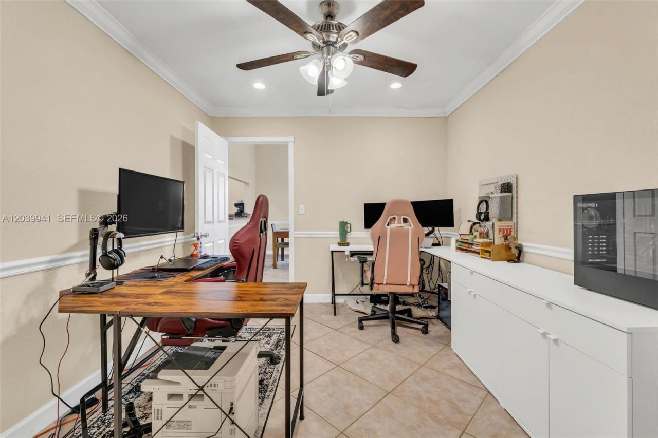 6633 N Parkway Dr , Unit 5-7, Margate, FL 33068 Photo