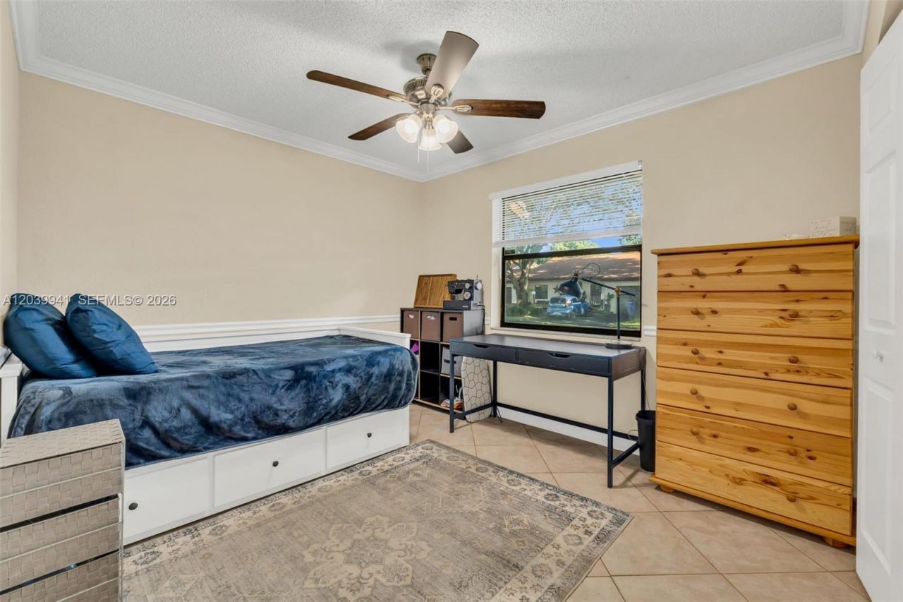 6633 N Parkway Dr , Unit 5-7, Margate, FL 33068 Photo
