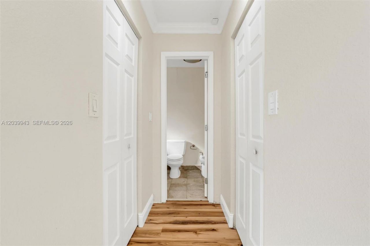 15311 SW 52nd Ter, Unit 15311, Miami, FL 33185 Photo
