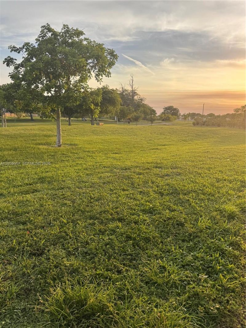 7070 NW 177th St , Unit 203-10, Hialeah, FL 33015 Photo