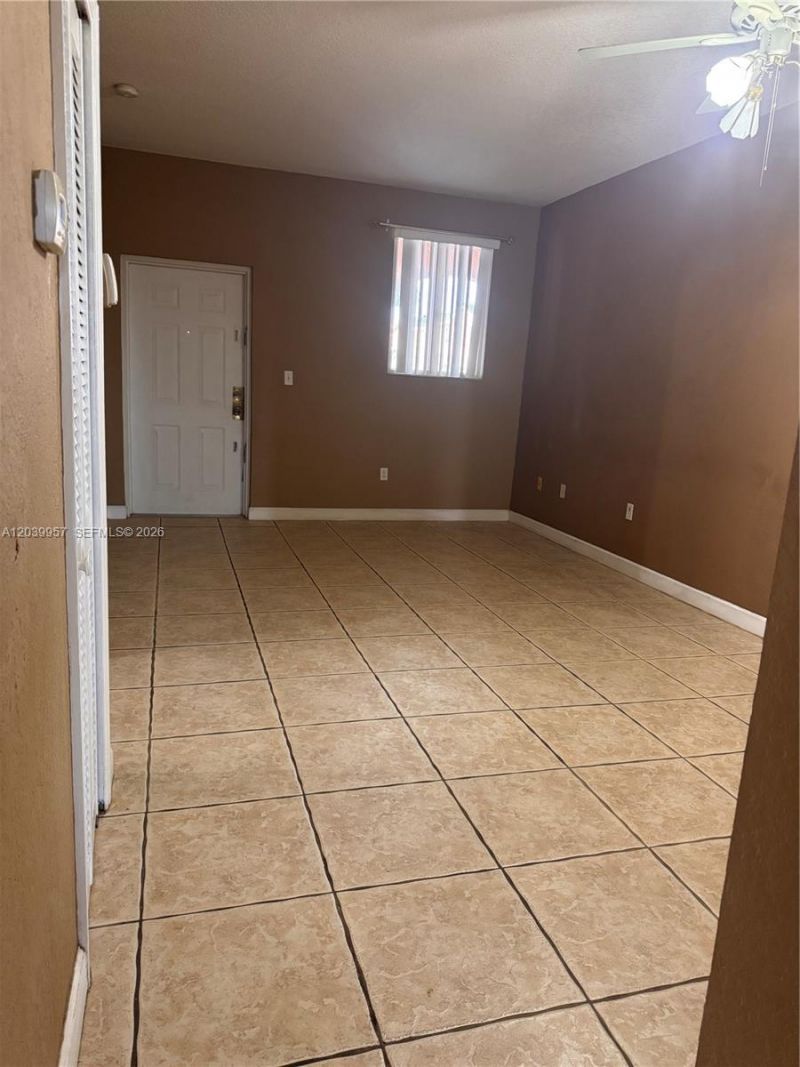 7070 NW 177th St , Unit 203-10, Hialeah, FL 33015 Photo