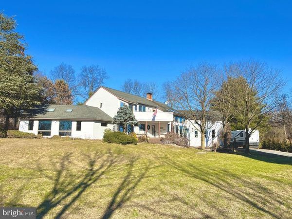 5061 WENDI DRIVE W , ZIONSVILLE, PA 18092