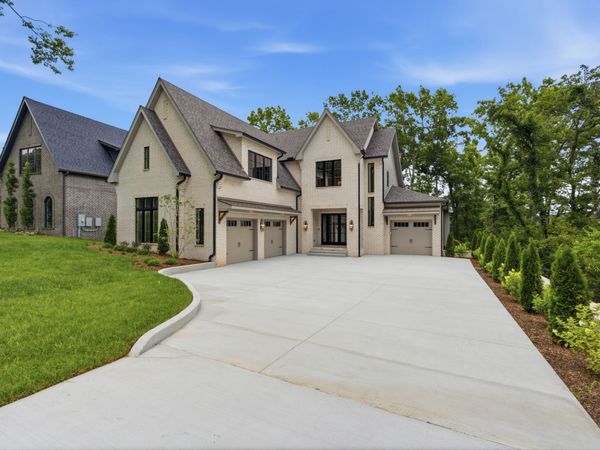 1004 Rodney Dr, Nashville, TN 37205