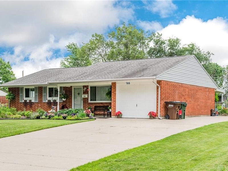 7918 Washington Park Drive, Miamisburg, OH 45459 Photo 4