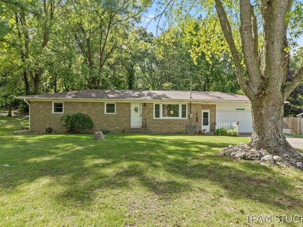 7114 Kay Drive, Greenville, MI 48838