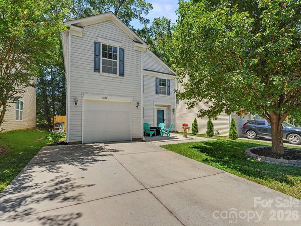 5529 Idlewild Road N, Charlotte, NC 28227