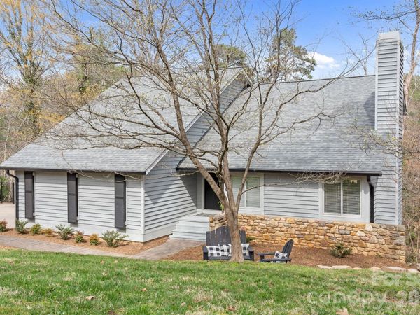 350 21st Avenue Drive NW, Hickory, NC 28601