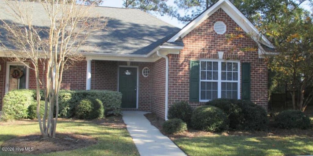1011 Bridgeport Way , Leland, NC 28451 Main Photo