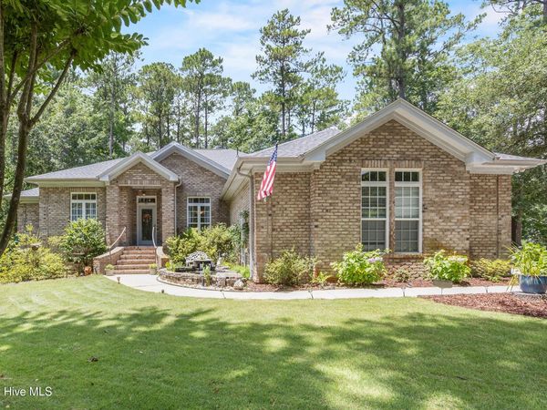 665 Jackeys Creek Lane SE, Leland, NC 28451