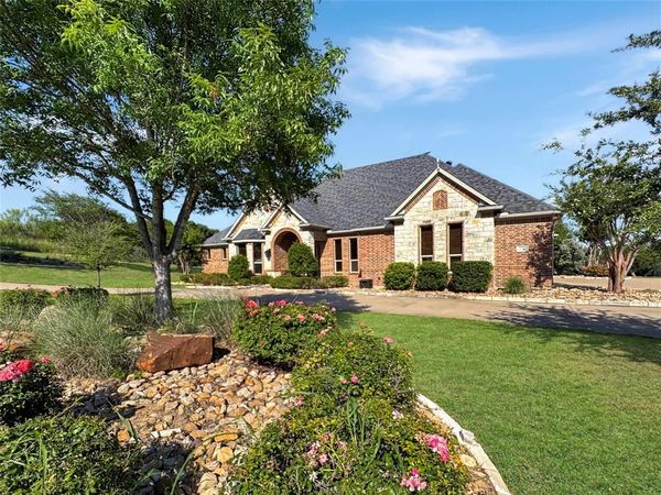 6509 Ladybank Court W, Cleburne, TX 76033