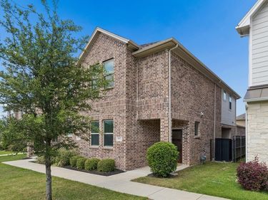 6527 Bowman Roberts Road, Fort Worth, TX 76179