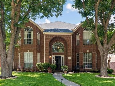 11379 Lockshire Drive, Frisco, TX 75035