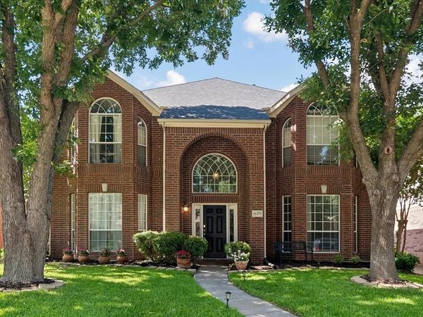 11379 Lockshire Drive, Frisco, TX 75035