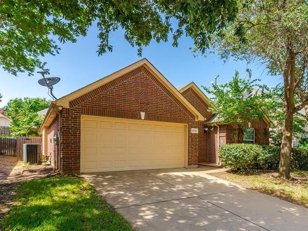 10041 Daly Drive, Fort Worth, TX 76053