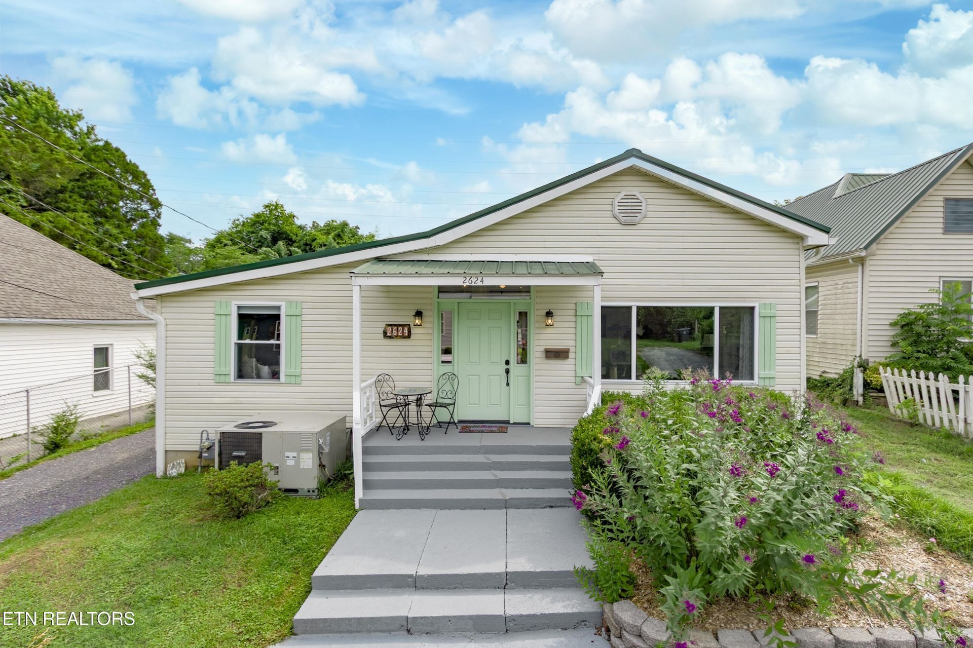 2624 Copeland St, Knoxville, TN 37917 Main Photo