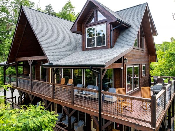 1219 Hemlock Drive, Gatlinburg, TN 37738