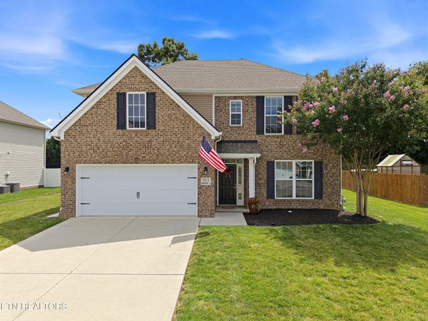 913 Brookwood Lane, Maryville, TN 37801