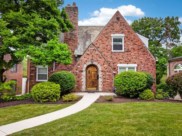 61 Roycroft Avenue Avenue, Pittsburgh, PA 15228