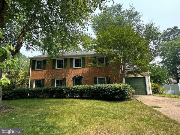 13524 ELLENDALE DRIVE , CHANTILLY, VA 20151