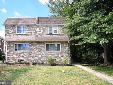 44 E SEVENTH STREET, LANSDALE, PA 19446